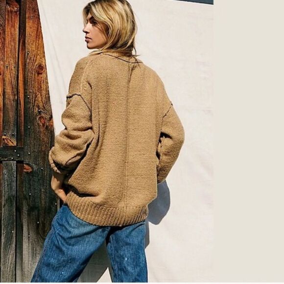 Free People Brookside Oversized Tunic Sweater in Desert Camel Tan Sz XS - Picture 7 of 9